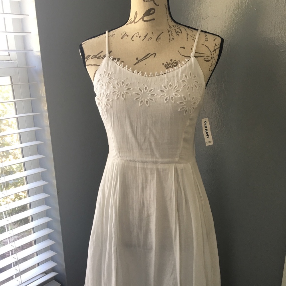 Old Navy spaghetti strap sundress!! NWT!!